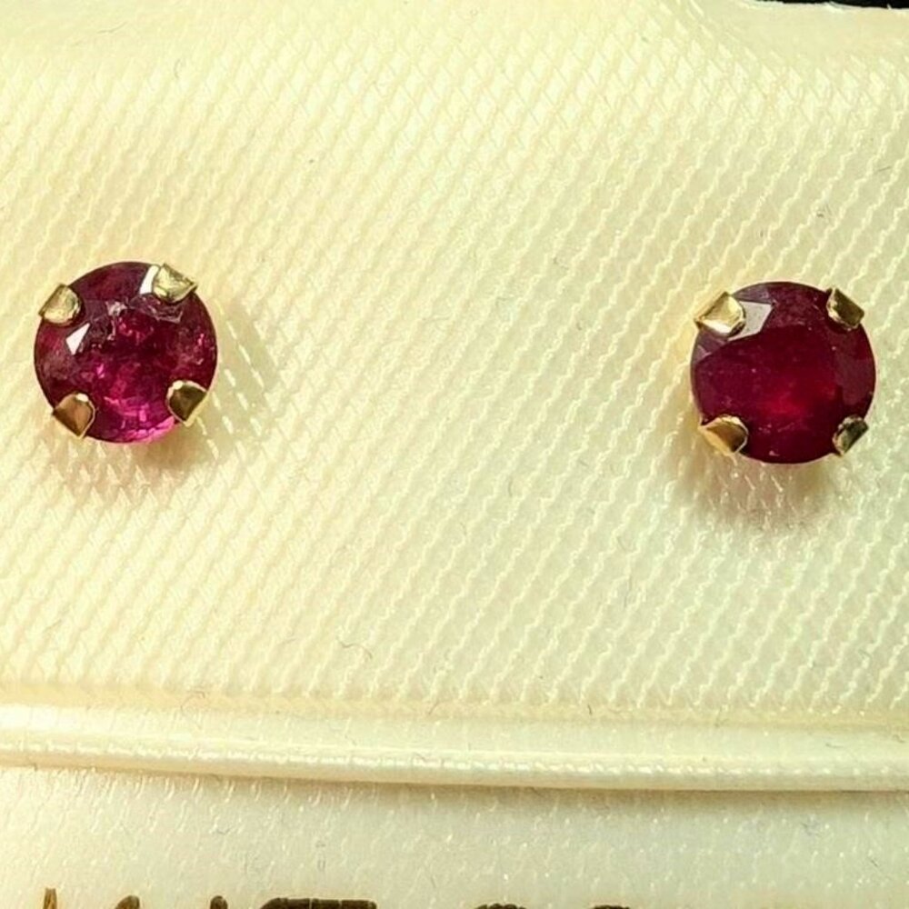 10K Yellow Gold Natural Ruby 0.52Ct Earrings, Suggested Retail Value $280